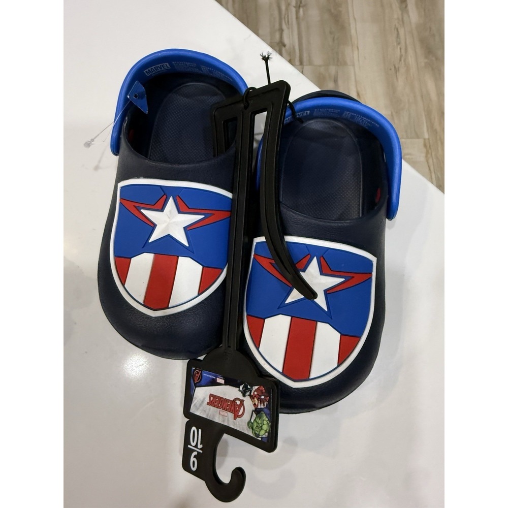 NEW MARVEL AVENGERS BOYS CAPTAIN AMERICA CLOGS SLIP ON SHOES  SIZE  7/8